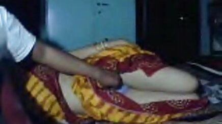সুন্দরি বাংলাদেশী কলেজ সেক্স সেক্সি মহিলার)